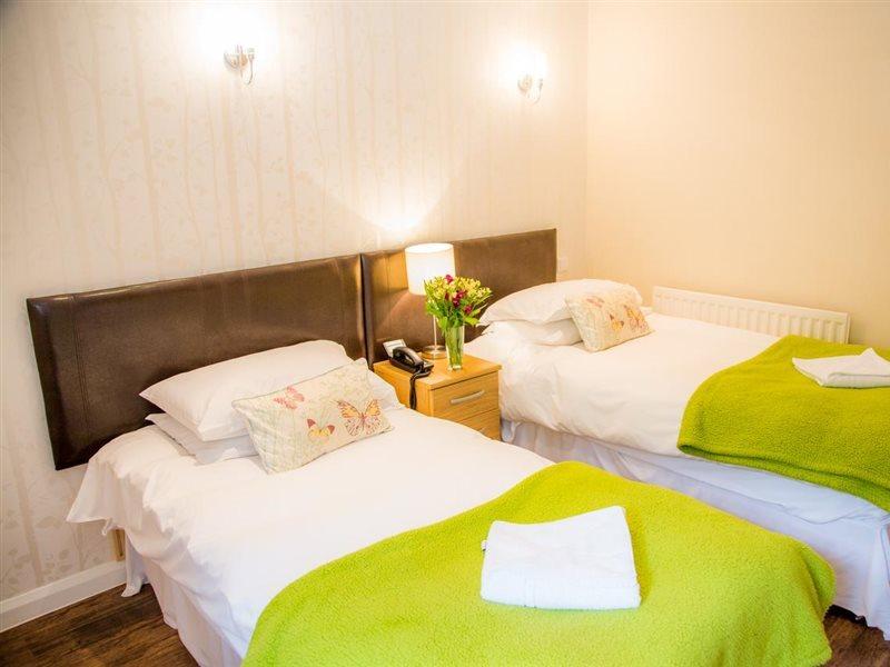 Manuden Stay And Relax At The Yew Tree מראה חיצוני תמונה