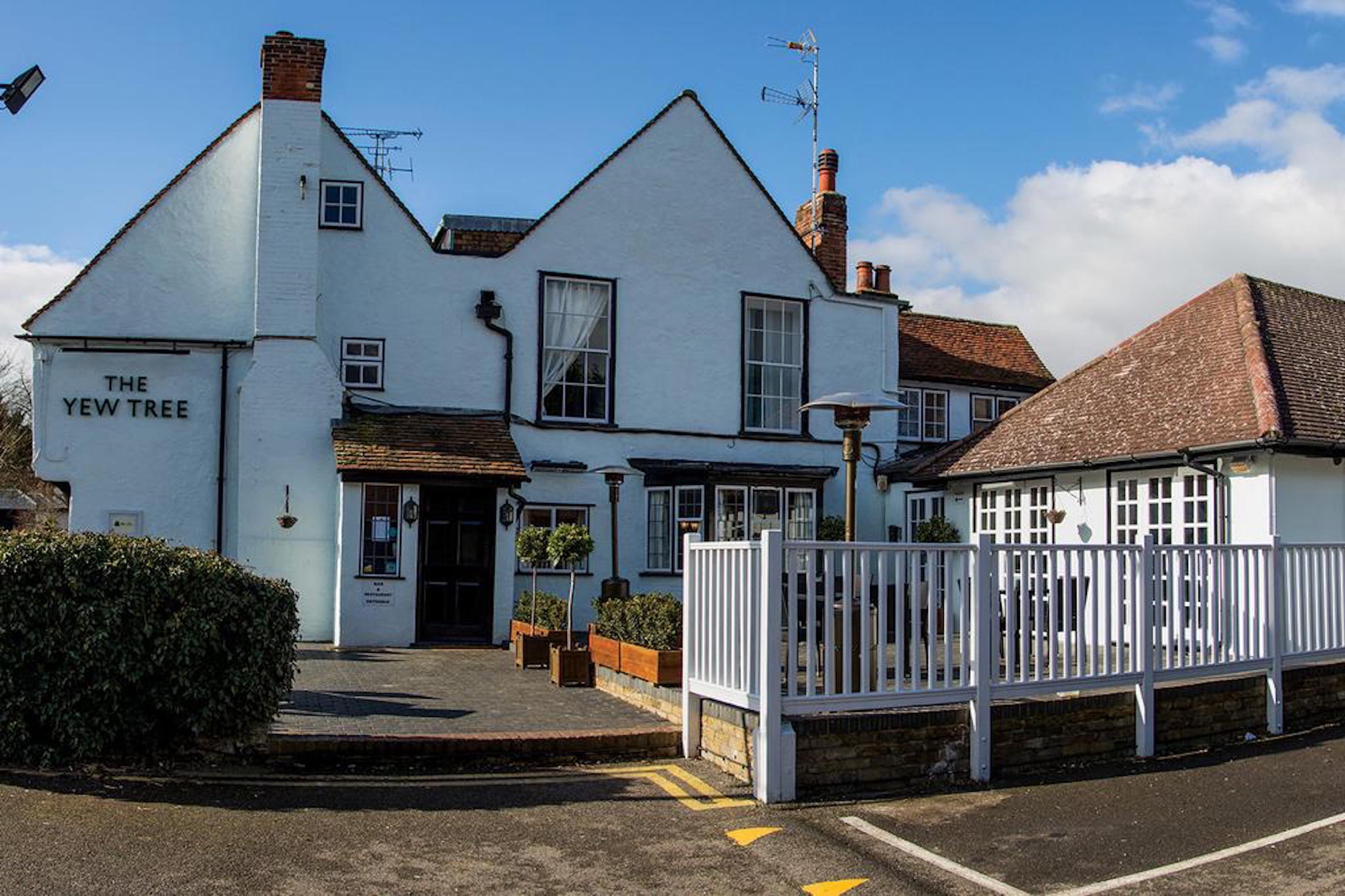 Manuden Stay And Relax At The Yew Tree מראה חיצוני תמונה
