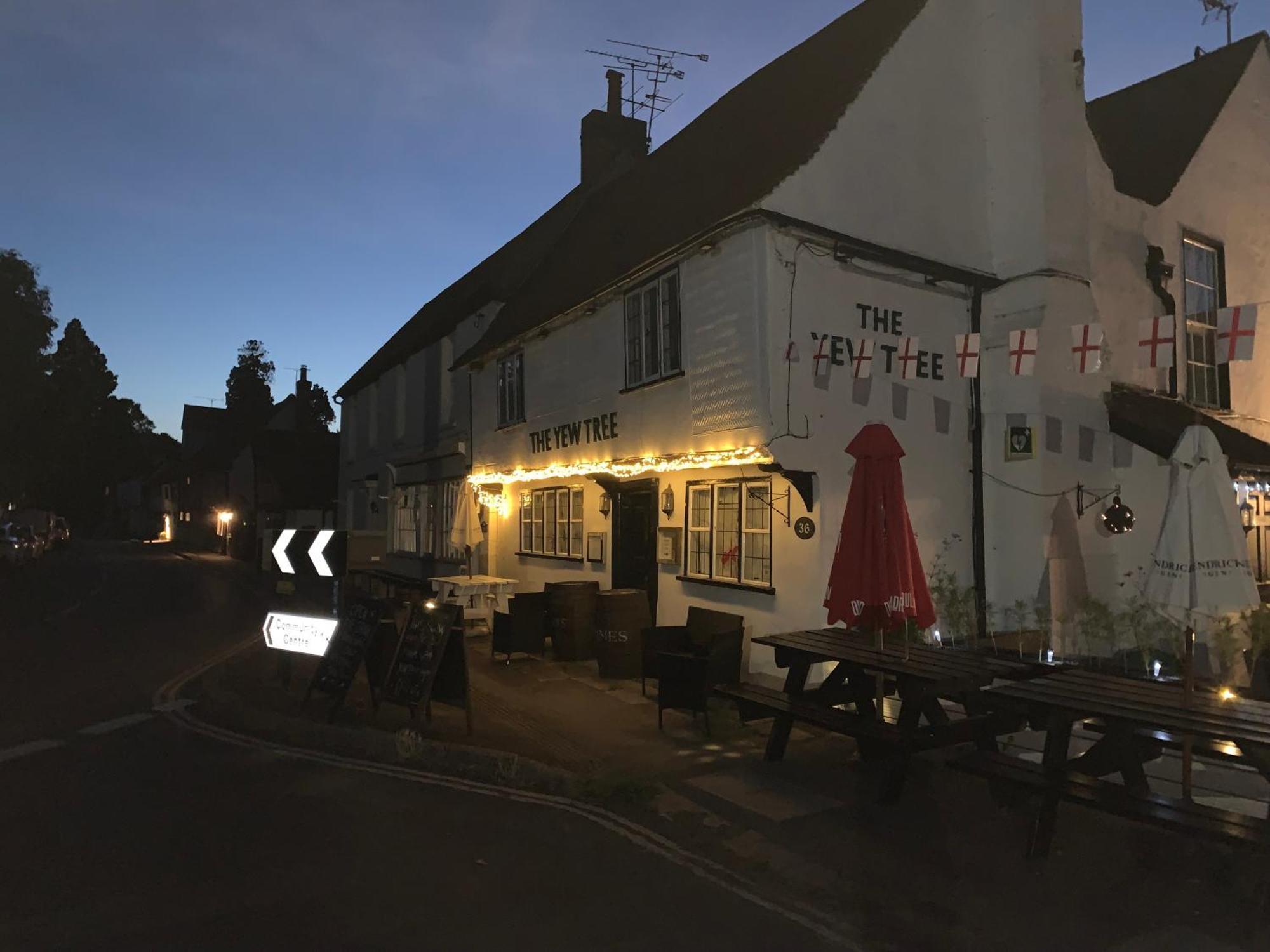 Manuden Stay And Relax At The Yew Tree מראה חיצוני תמונה